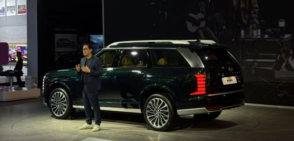 大通速配 车展速递｜预售价29.38万元起，全新现代帕里斯帝进军中大型SUV市场